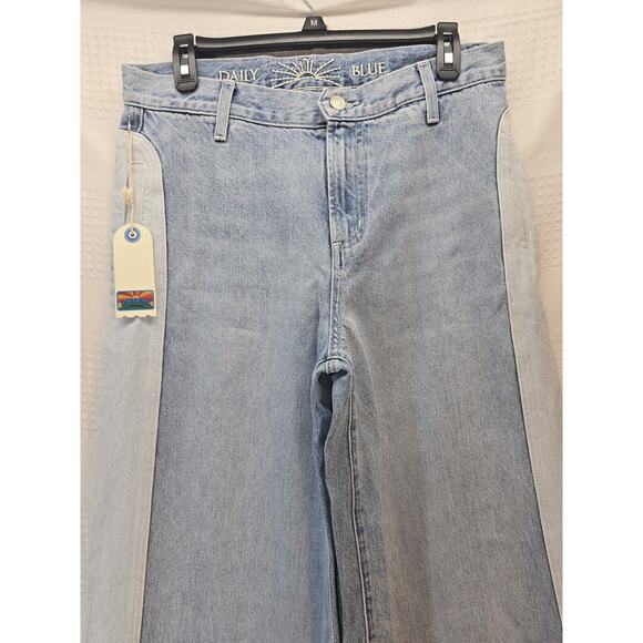 Daily Blue Easy Wide Leg Jeans Womens Size 28 Light Denim Easy Pant Pacific - Picture 5 of 15